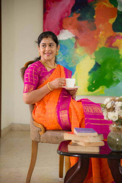 Beautiful Light Chocolate Sungudi Cotton Saree With Contrast Dark Magenta Traditional Border