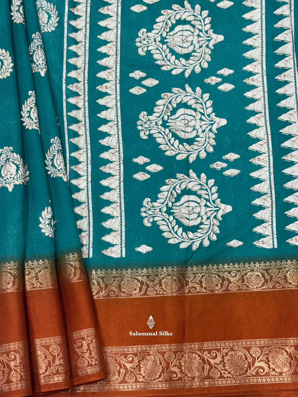 Fancy Saree With Blouse (Multi colours Available)