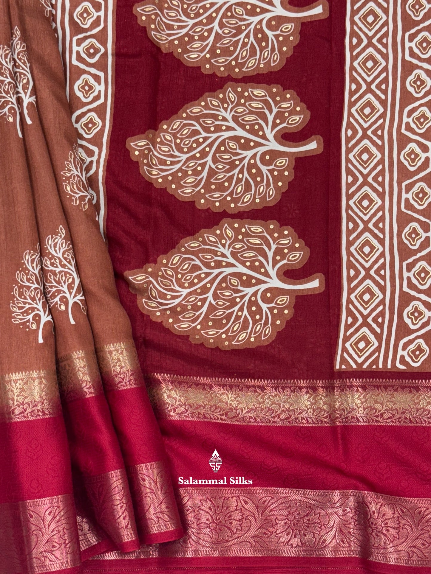 Fancy Saree With Blouse (Multi colours Available)