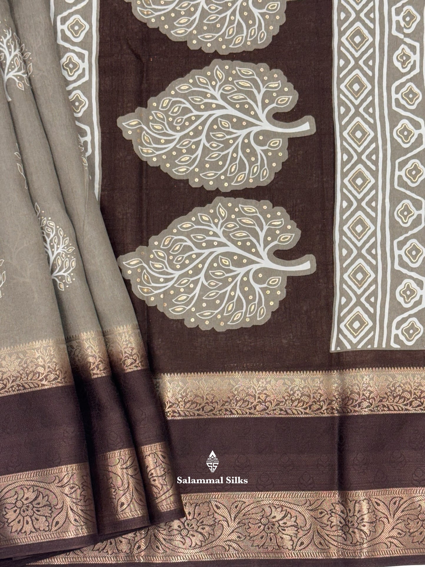 Fancy Saree With Blouse (Multi colours Available)