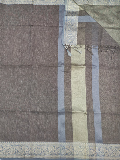 Grey Vairaoosi Beautiful Linen Fancy Saree With Blouse