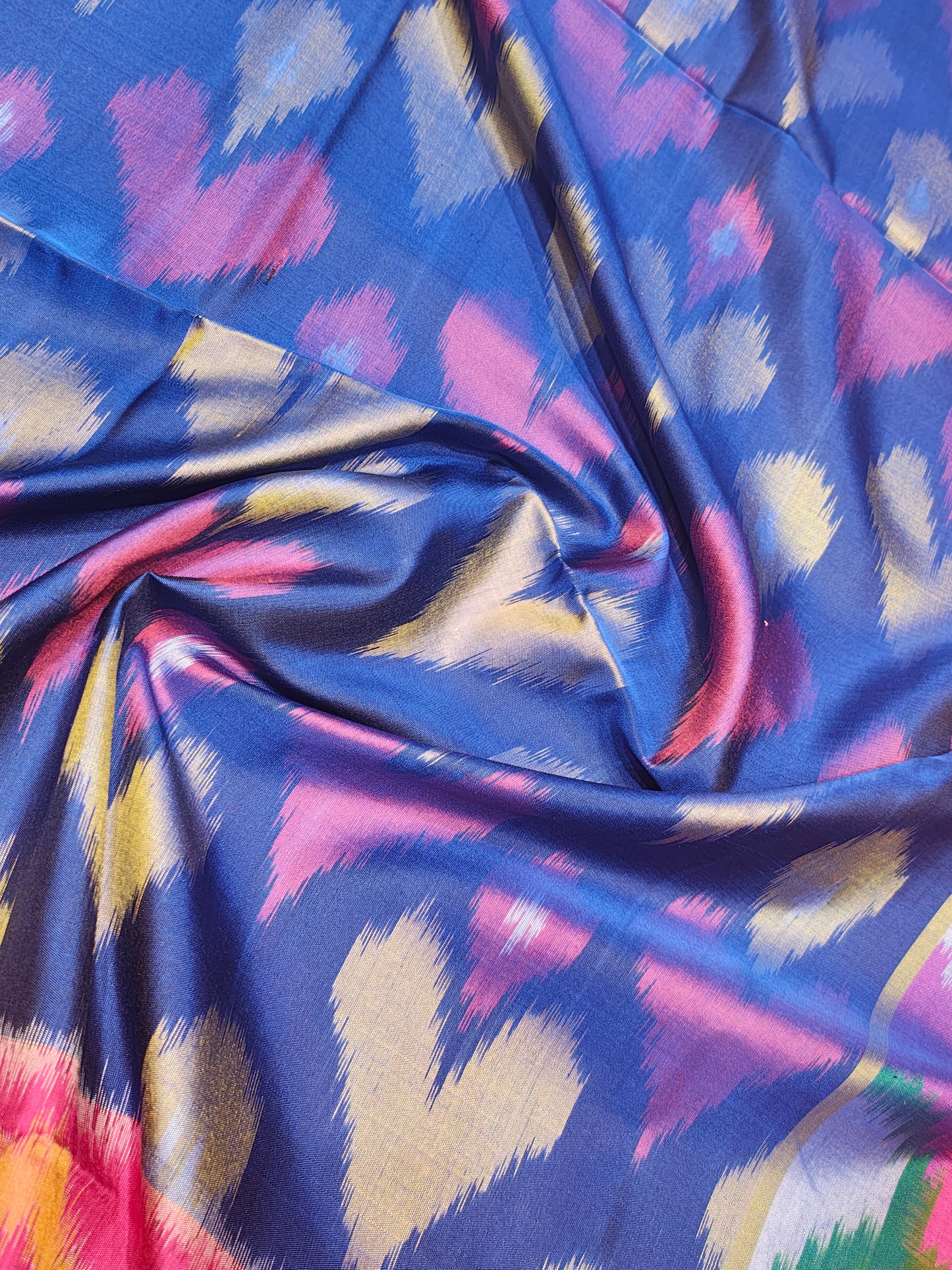 Royal Blue Beautiful Ikkat Fancy Pure Soft Silk Saree With Pink Border