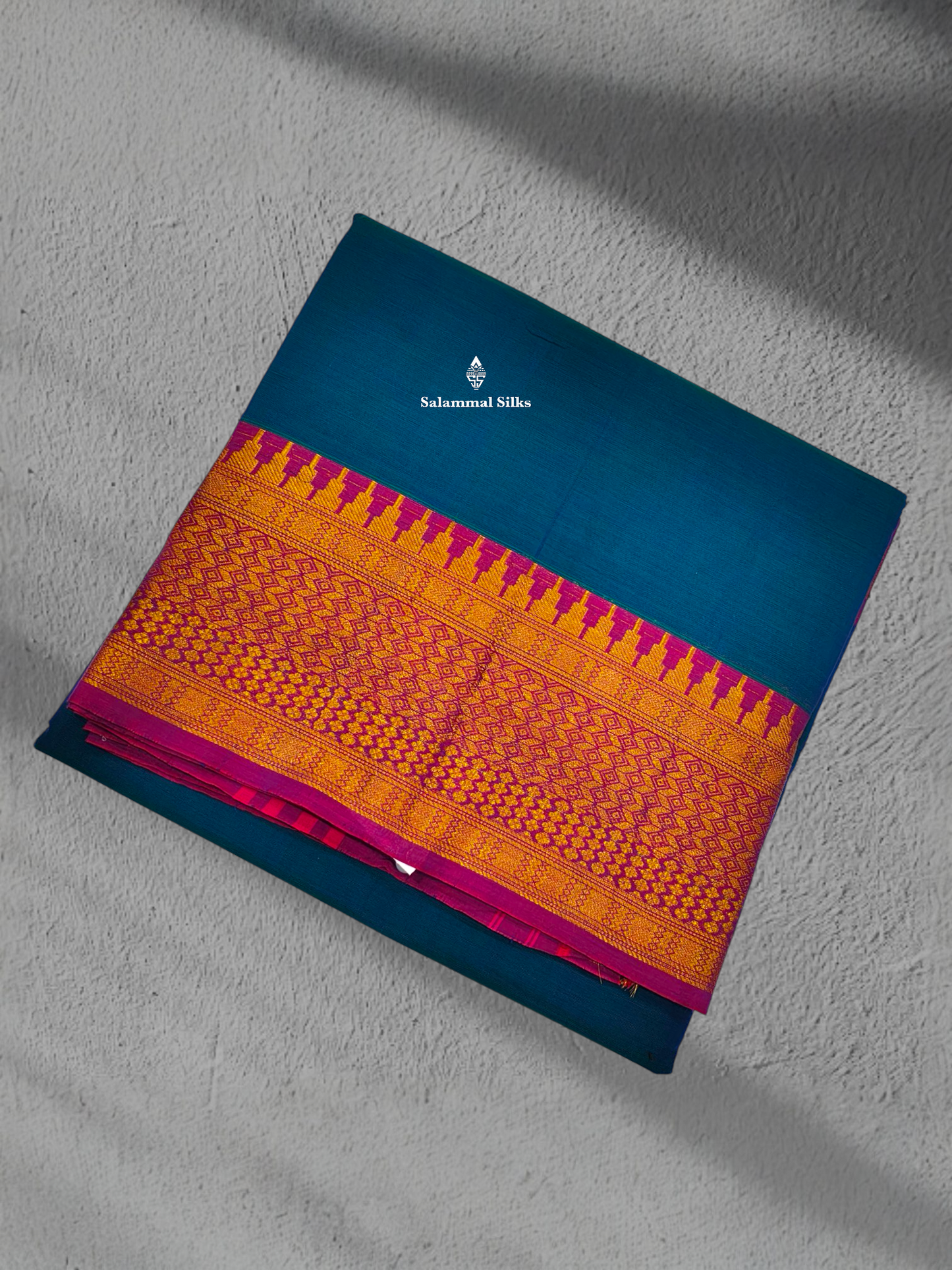 9 Yards Beautiful Peacock Blue Pure Cotton Saree With Magenta Border