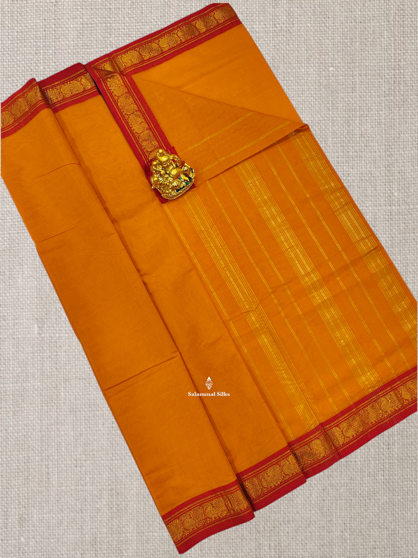 Viloet Beautiful Plain Pure Cotton Saree With Contrast Red Border