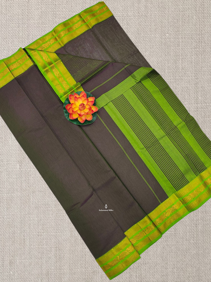 Maroon Beautiful Plain Pure Cotton Saree With  Traditional Bottle GreenBorder