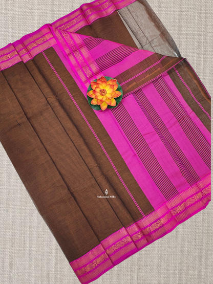 Maroon Beautiful Plain Pure Cotton Saree With  Traditional Bottle GreenBorder
