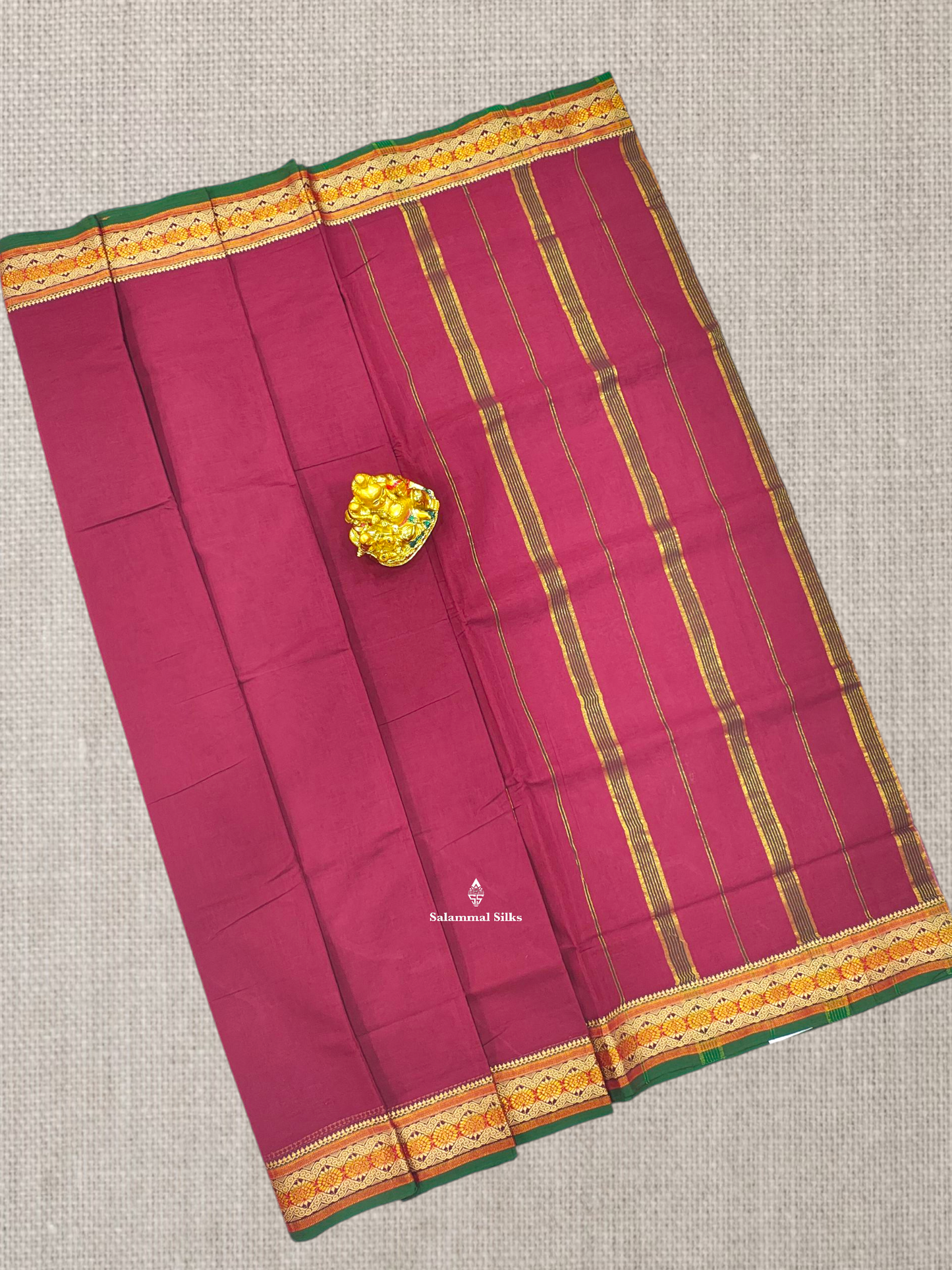 9 Yards Beautiful Navy Blue Plain Pure Cotton Saree With Maroon Border