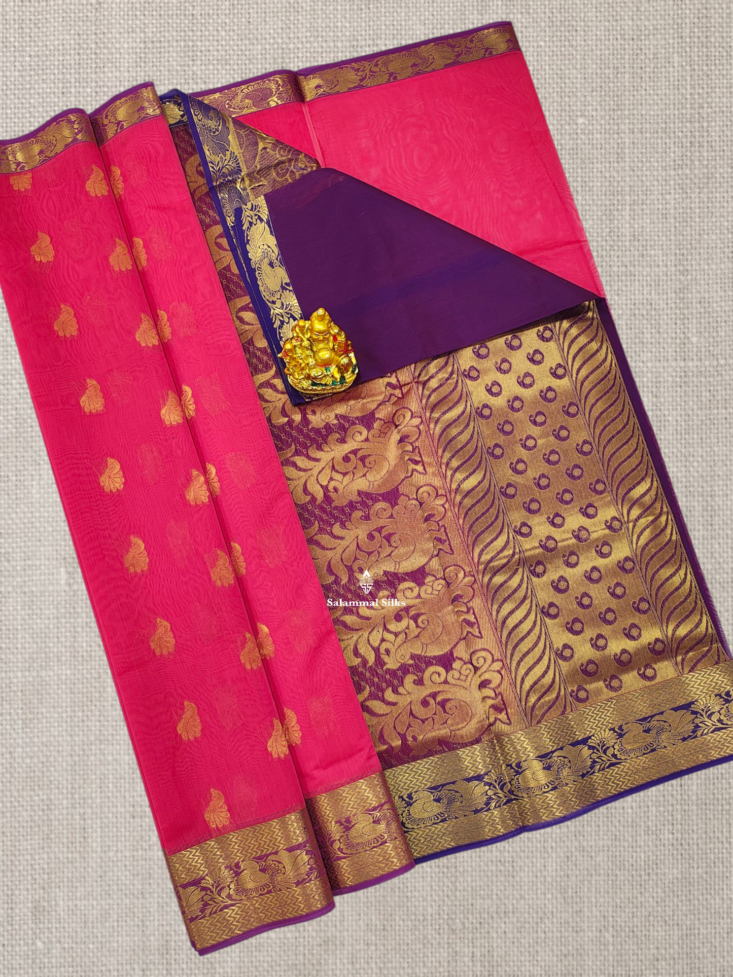 Bottle Green Mesmerised Cotton Saree With Beautiful Maroon Border