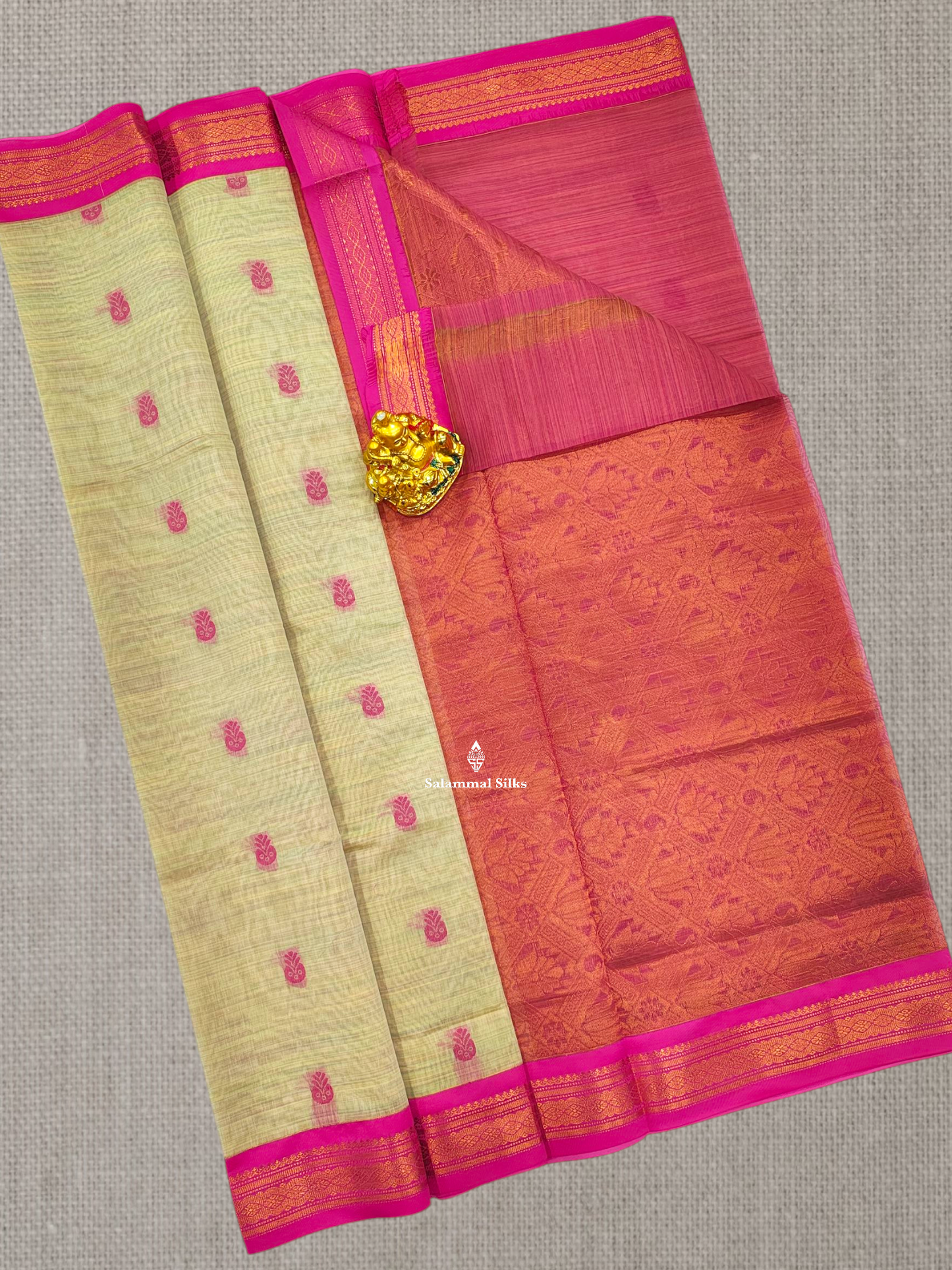 Sandal Beautiful Thread Work Mesmerised Cotton Saree With Pink Border