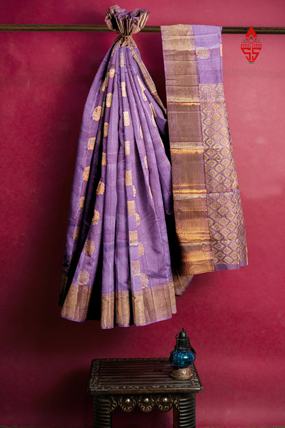 Kanjivaram Lavender Silk Saree With Blouse