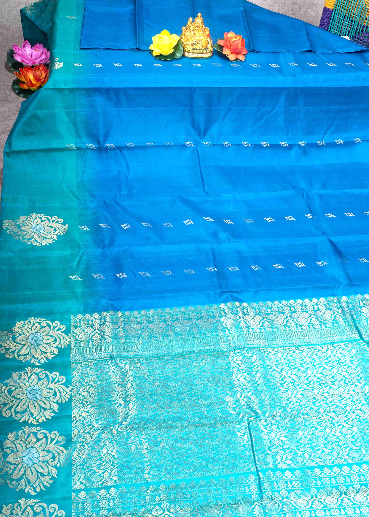Kanjivaram Blue Fancy Pure Silk Saree With Sea Green Blouse