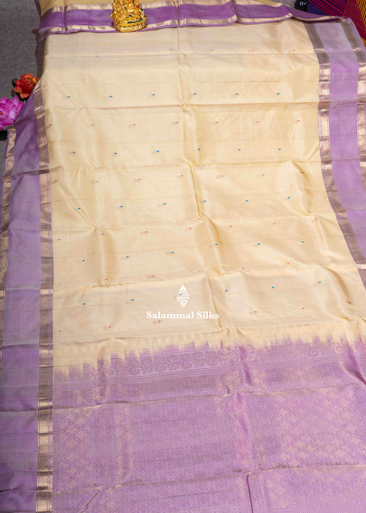 Kanjivaram Sandal Pure Silk Saree With Cream Lavender Blouse
