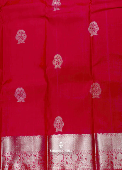 Kanjivaram Chilly Red Pure Silk Saree With Traditional Gold Zari Border
