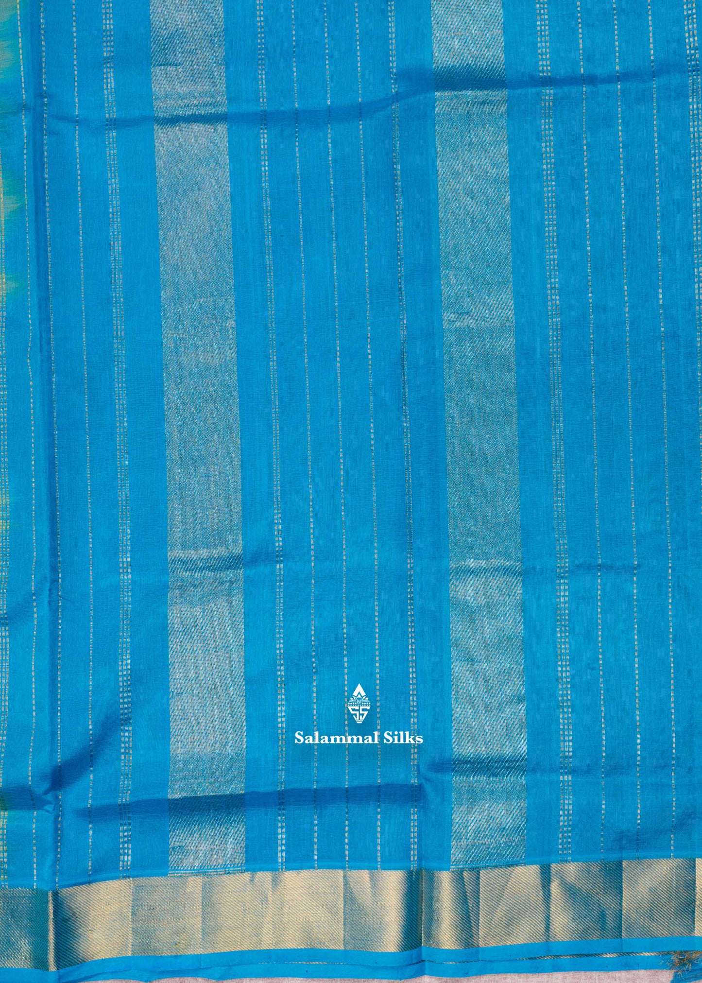 Green Pure Silk Cotton Saree With Sky Blue Blouse