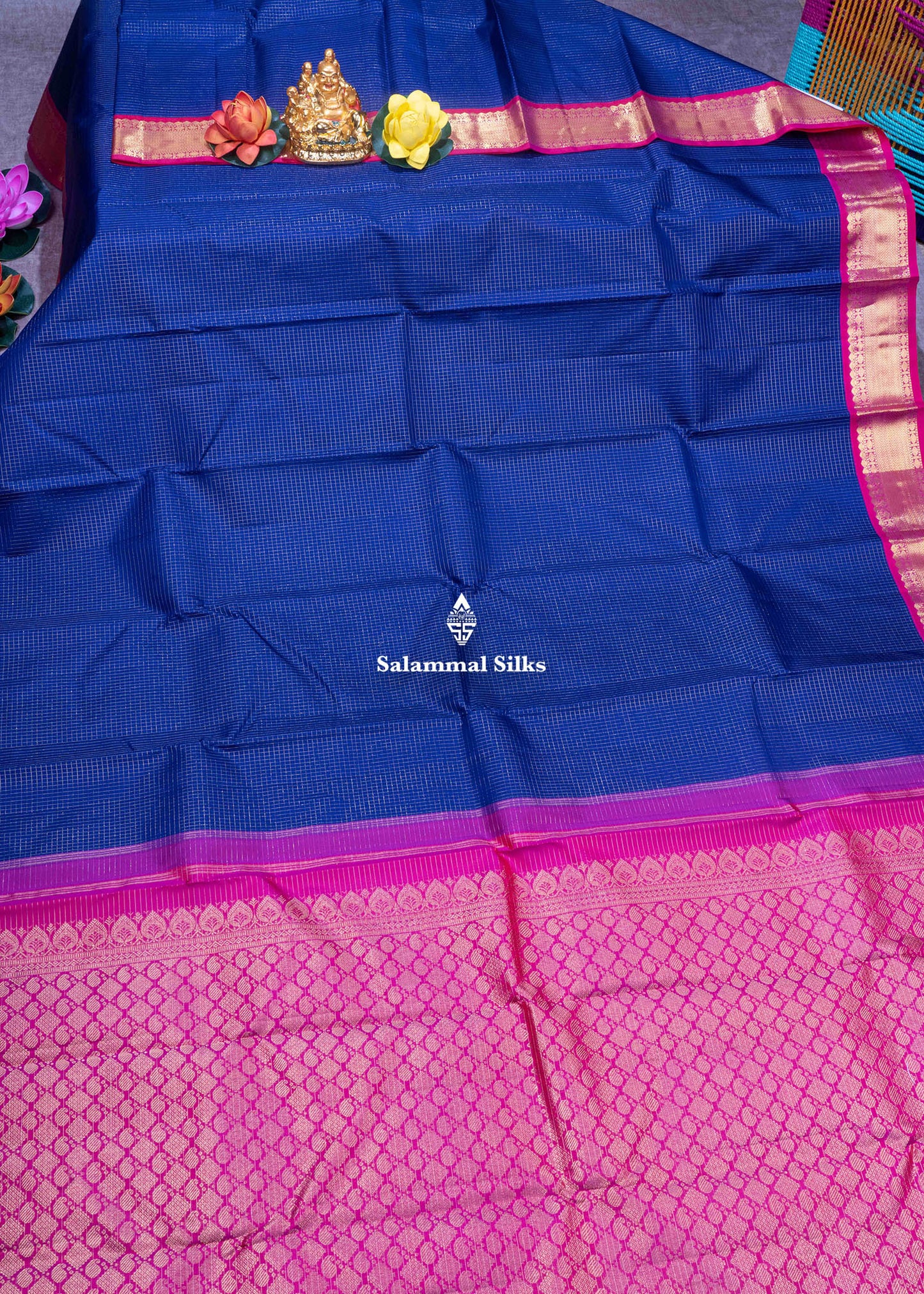 Kanjivaram Navy Blue Vaira Oosi Checks Pure Silk Saree With Pink Blouse