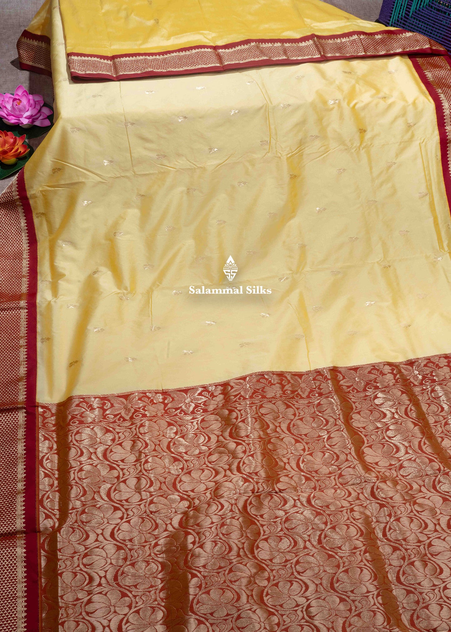 9 Yards Semi Silk Saree Pink Colour with Royal Blue Border