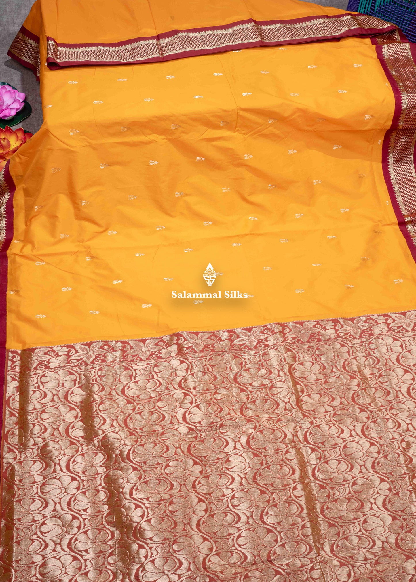 9 Yards Semi Silk Saree Pink Colour with Royal Blue Border