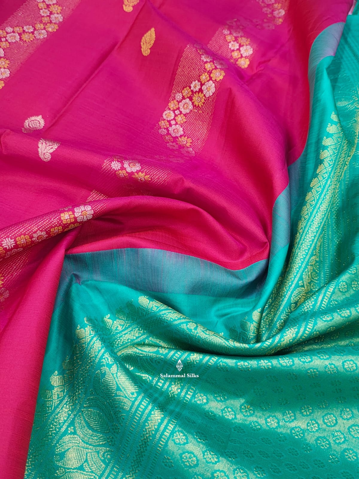 Kanjivaram Beautiful Magenta Pure Silk Saree Without Border