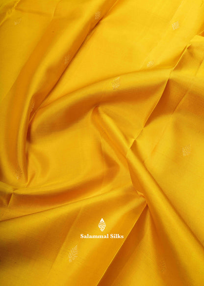 Kanjivaram Yellow Pure Silk Saree With Dark Violet Border